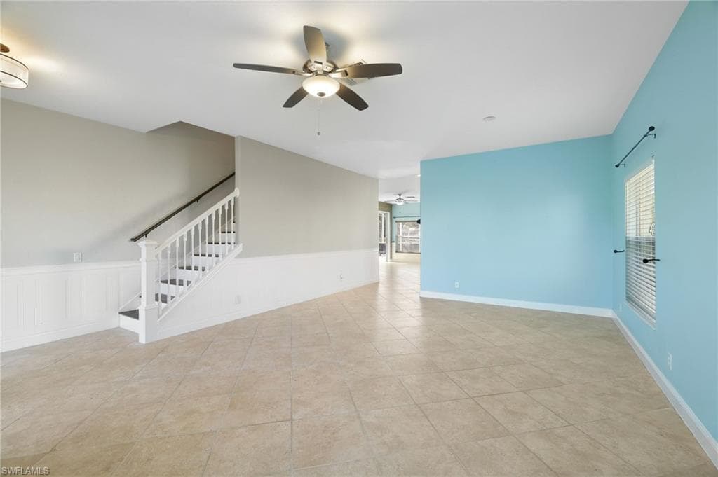 2201 Cape Heather CIR, CAPE CORAL FL 33991-5