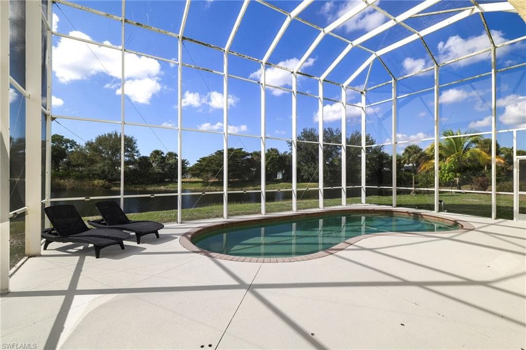 2201 Cape Heather CIR, CAPE CORAL FL 33991-42