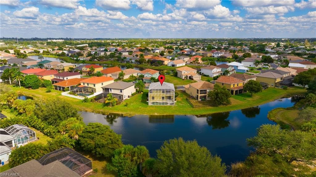 2201 Cape Heather CIR, CAPE CORAL FL 33991-2