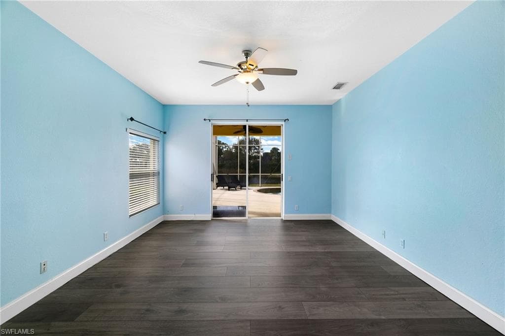 2201 Cape Heather CIR, CAPE CORAL FL 33991-18