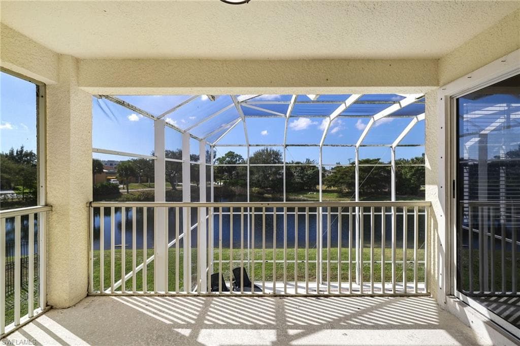 2201 Cape Heather CIR, CAPE CORAL FL 33991-39