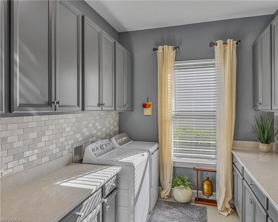 15563 Montello LN, NAPLES FL 34114-18