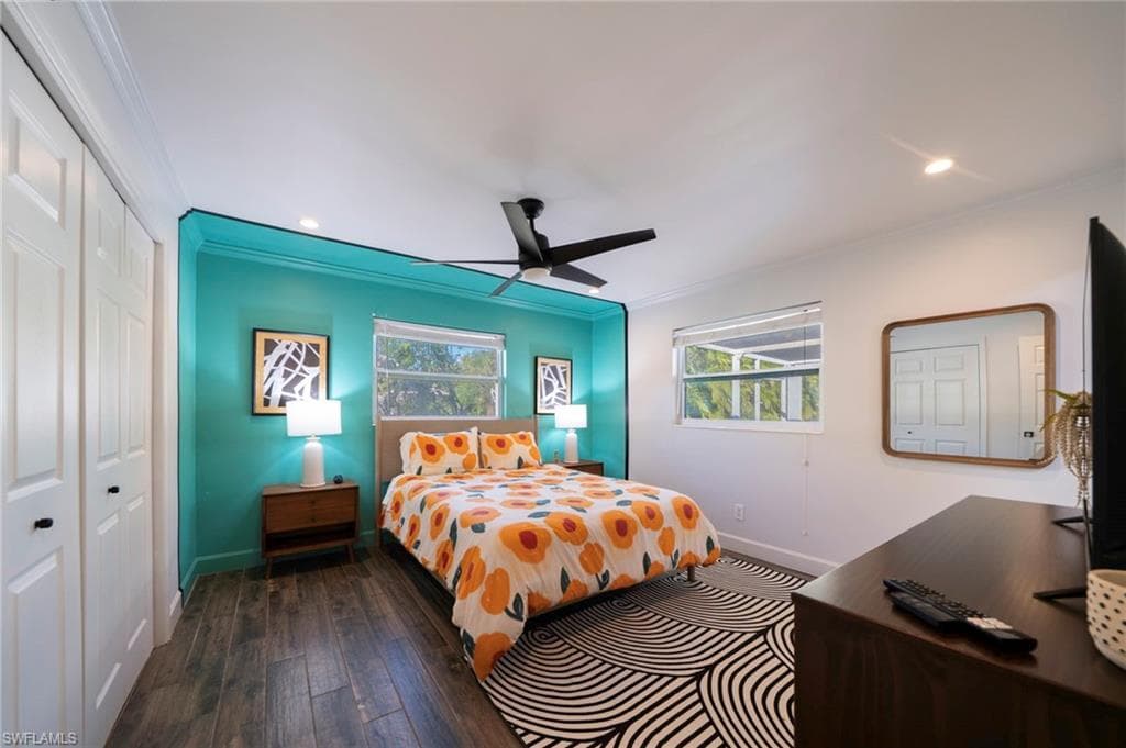 59 Wickliffe DR, NAPLES FL 34110-21