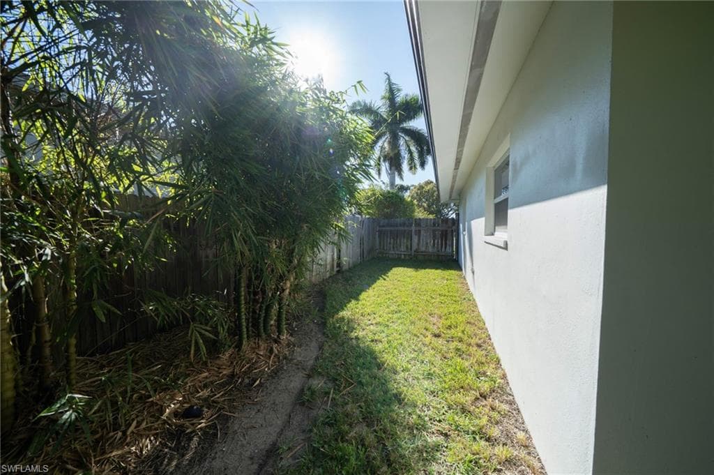 59 Wickliffe DR, NAPLES FL 34110-40