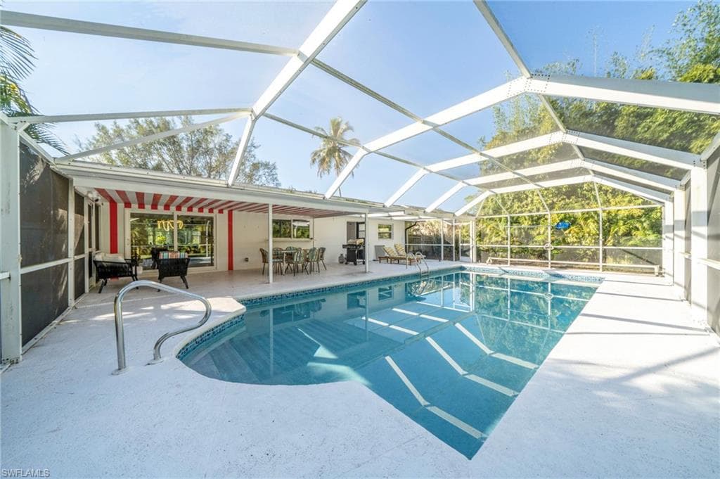 59 Wickliffe DR, NAPLES FL 34110-36