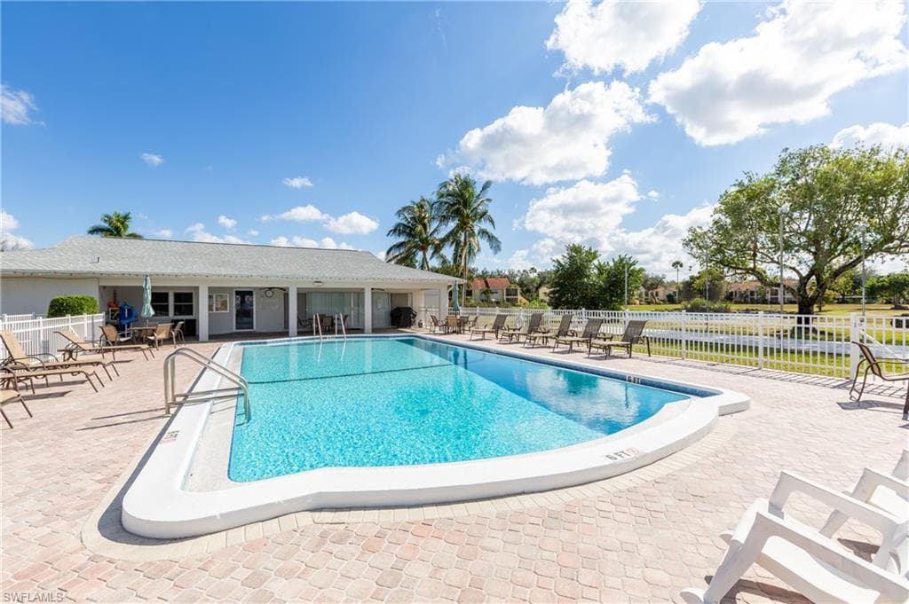 1830 Brantley RD # F2, FORT MYERS FL 33907-29