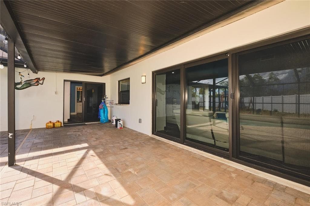 6451 Adelphi CIR, FORT MYERS FL 33919-22