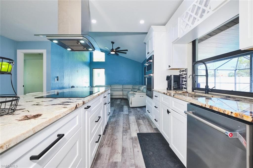 6451 Adelphi CIR, FORT MYERS FL 33919-5