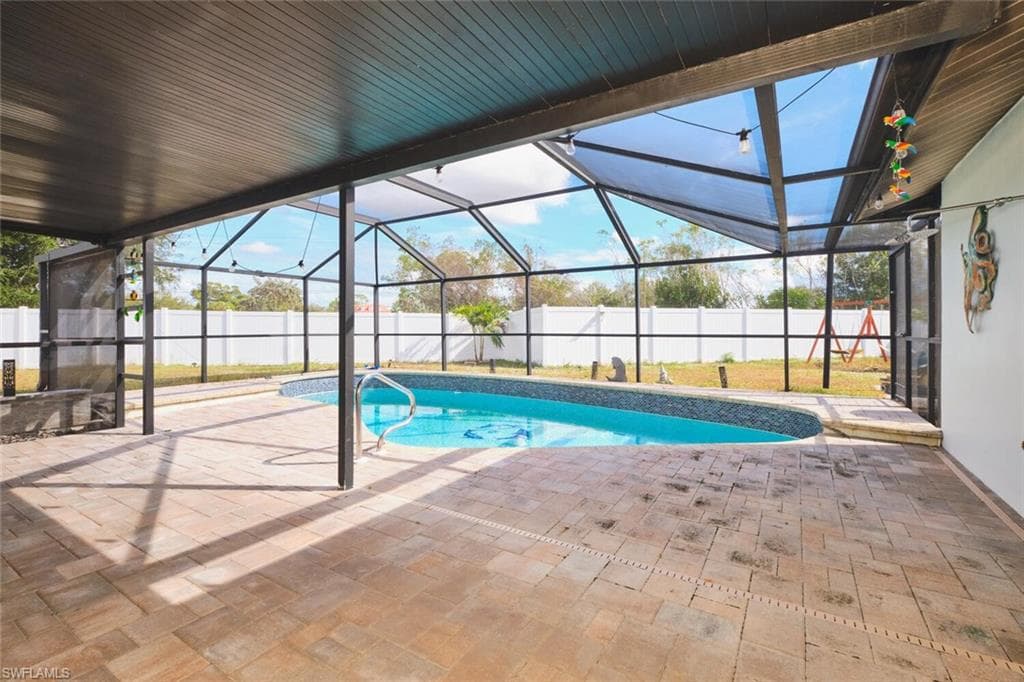 6451 Adelphi CIR, FORT MYERS FL 33919-21