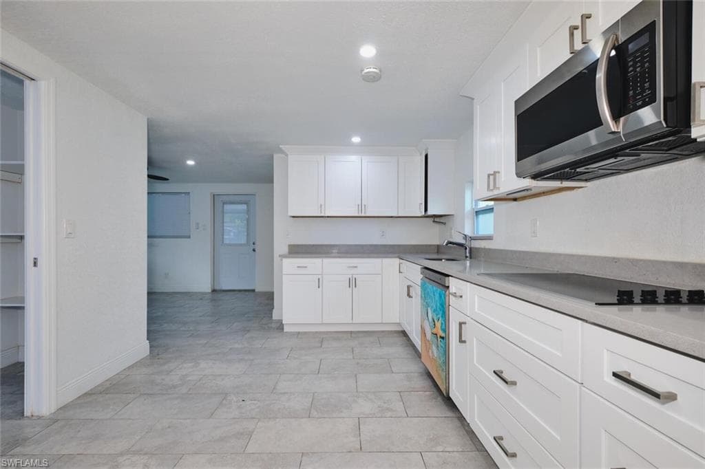 6451 Adelphi CIR, FORT MYERS FL 33919-35