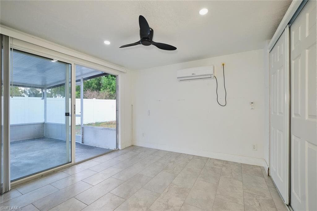 6451 Adelphi CIR, FORT MYERS FL 33919-36