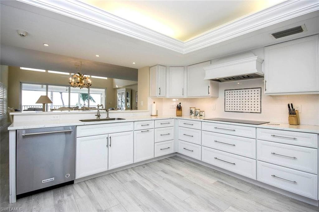 3145 W Gulf DR # 205, SANIBEL FL 33957-10