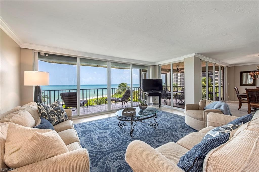 10701 Gulf Shore DR # 502, NAPLES FL 34108-1