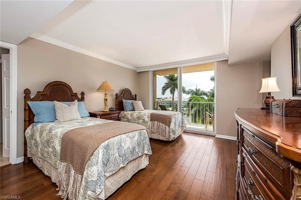 10701 Gulf Shore DR # 502, NAPLES FL 34108-7