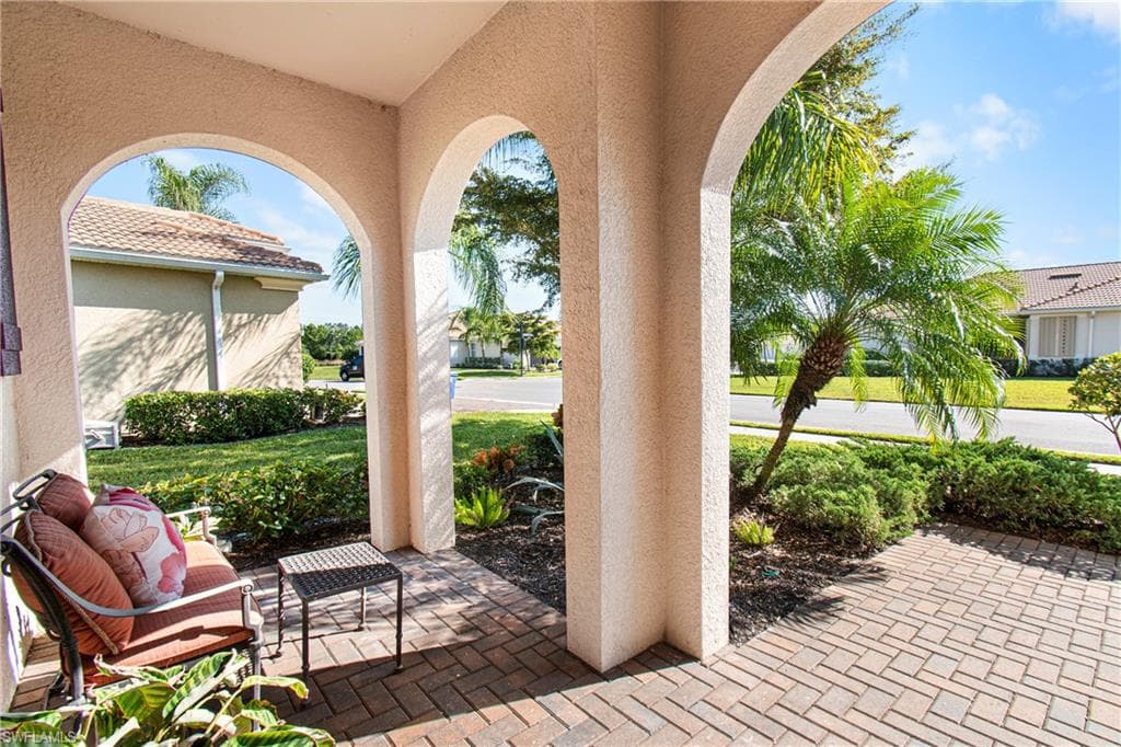 10369 Prato DR, FORT MYERS FL 33913-32