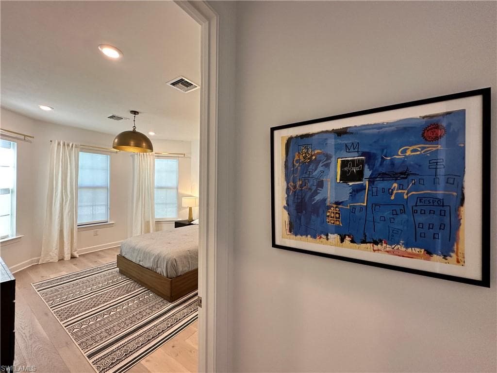 9260 Cormorant DR-22