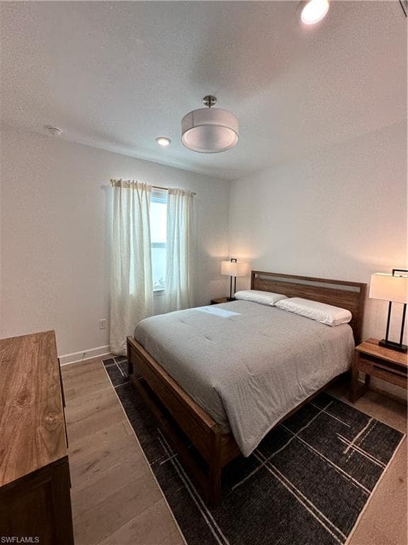9260 Cormorant DR-26