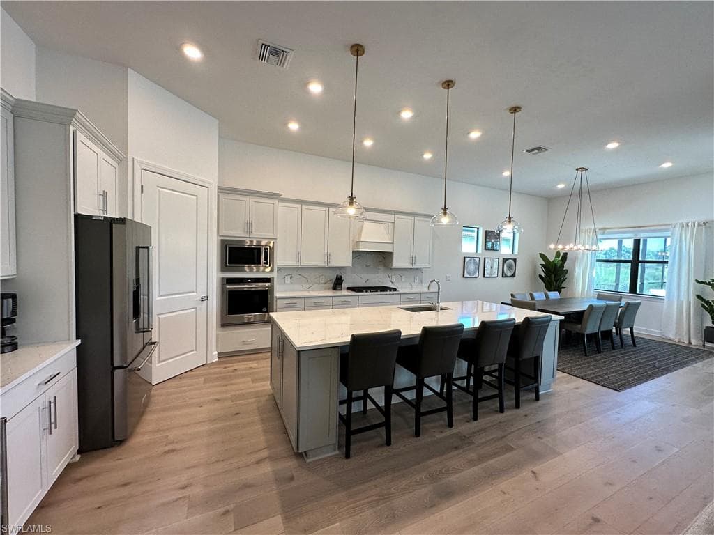 9260 Cormorant DR-2