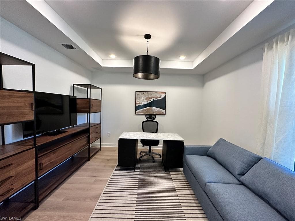 9260 Cormorant DR-14