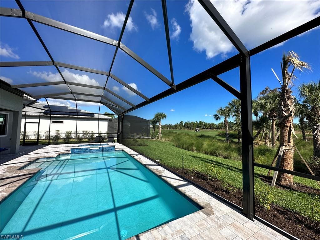 9260 Cormorant DR-10