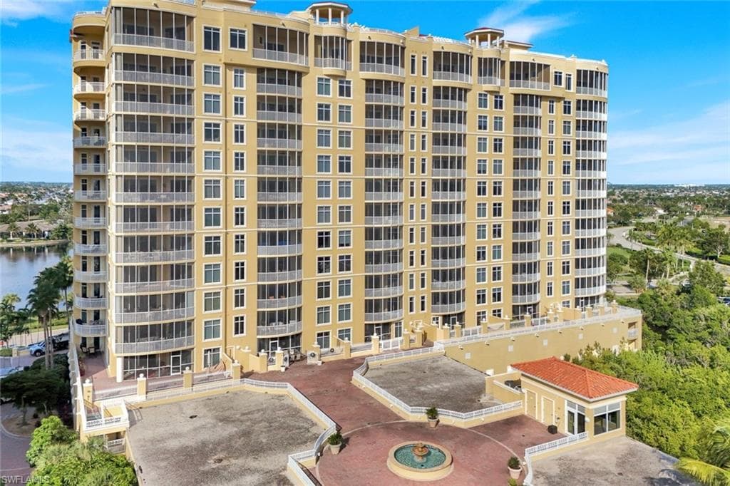 6021 Silver King BLVD # 203, CAPE CORAL FL 33914-1