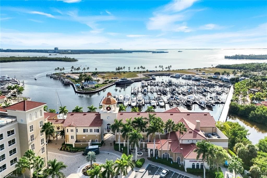 6021 Silver King BLVD # 203, CAPE CORAL FL 33914-41