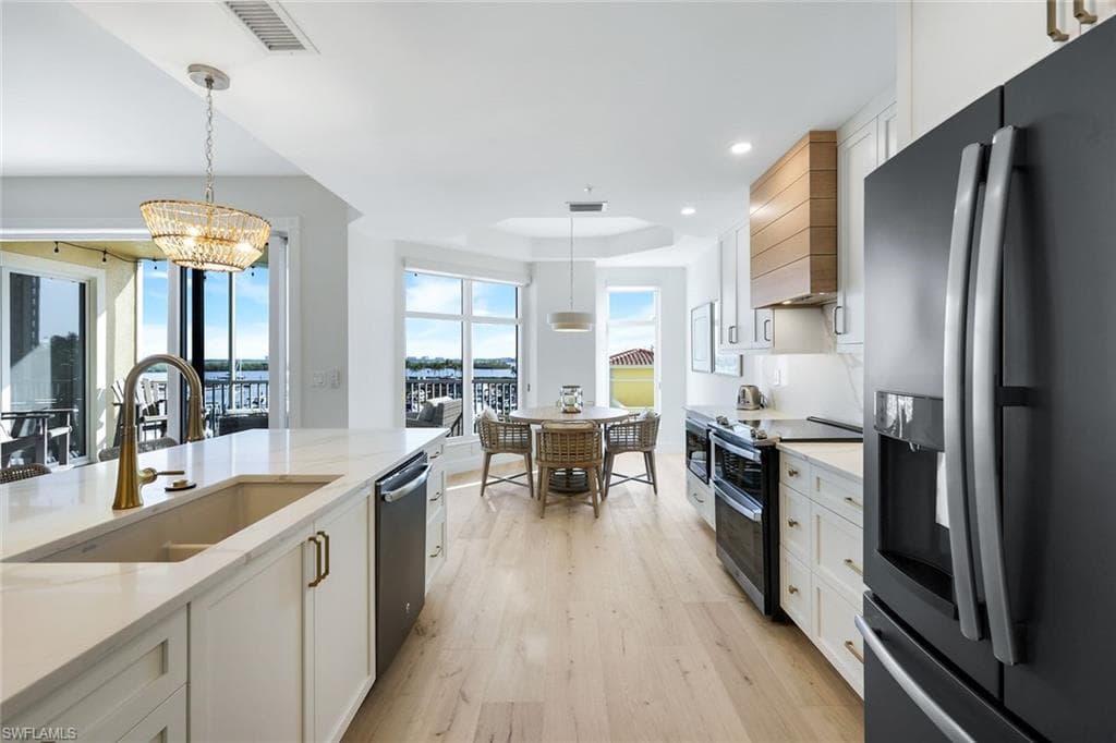 6021 Silver King BLVD # 203, CAPE CORAL FL 33914-11