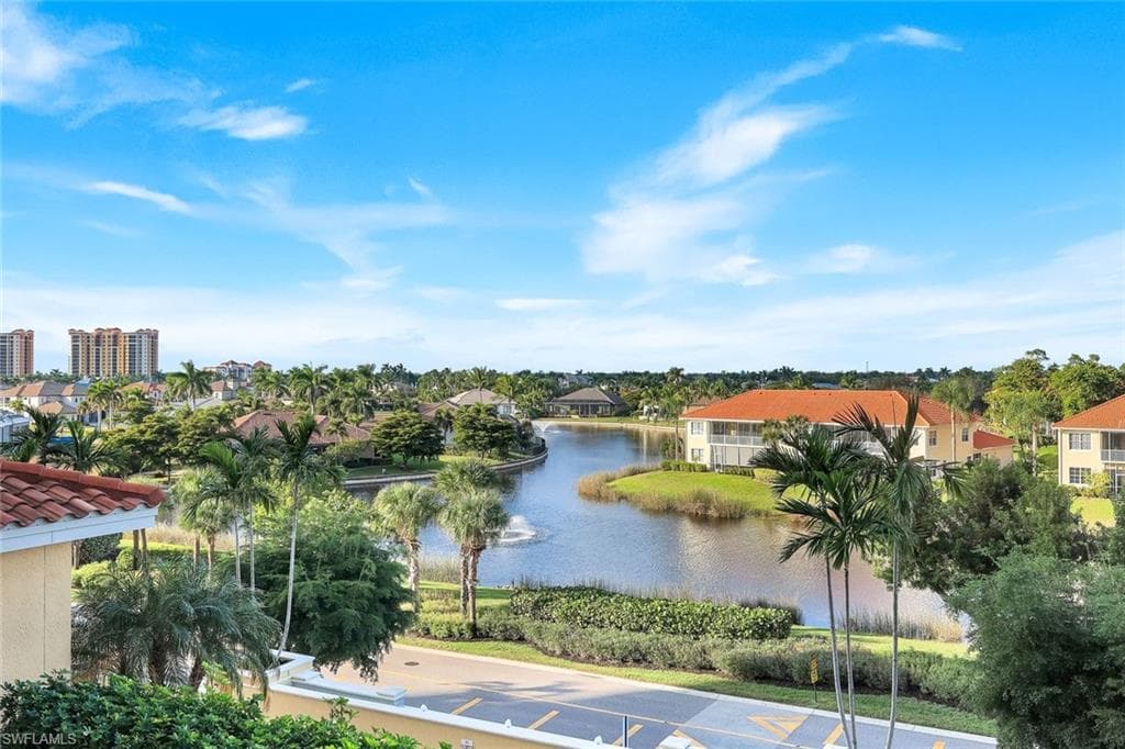 6021 Silver King BLVD # 203, CAPE CORAL FL 33914-35