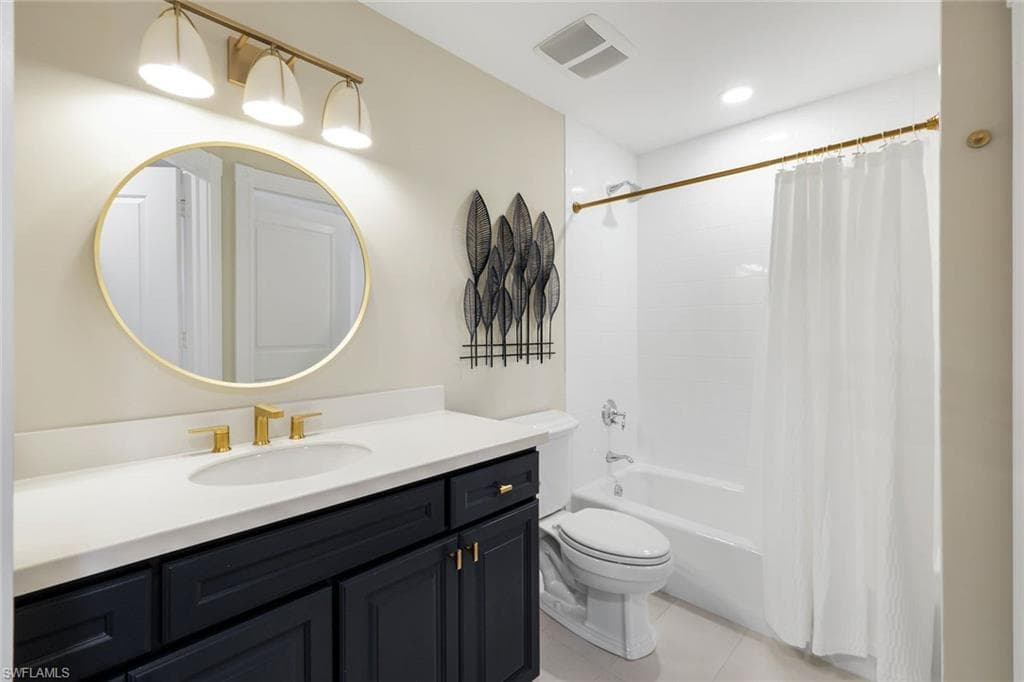 6021 Silver King BLVD # 203, CAPE CORAL FL 33914-27