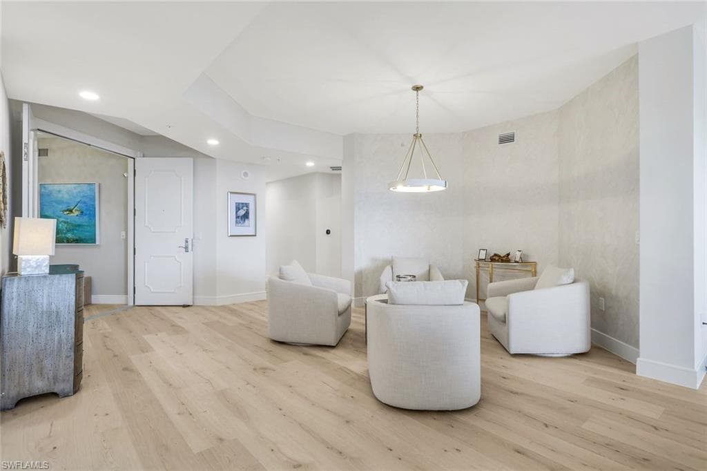 6021 Silver King BLVD # 203, CAPE CORAL FL 33914-9