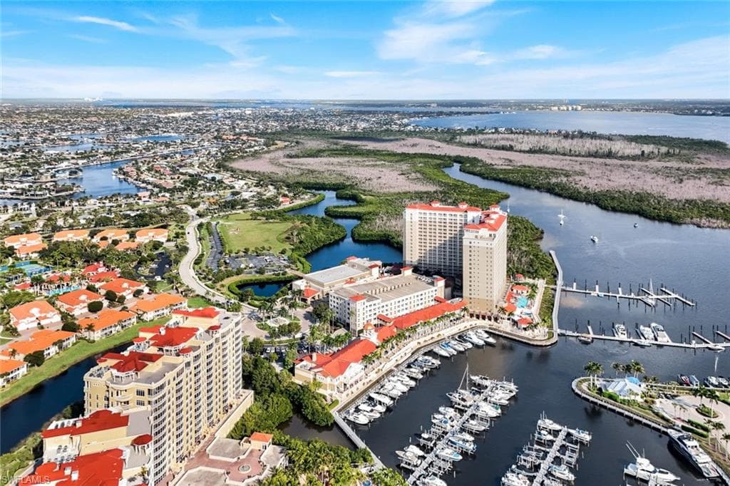 6021 Silver King BLVD # 203, CAPE CORAL FL 33914-48