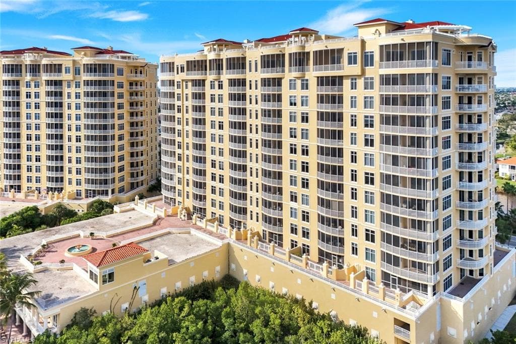 6021 Silver King BLVD # 203, CAPE CORAL FL 33914-40