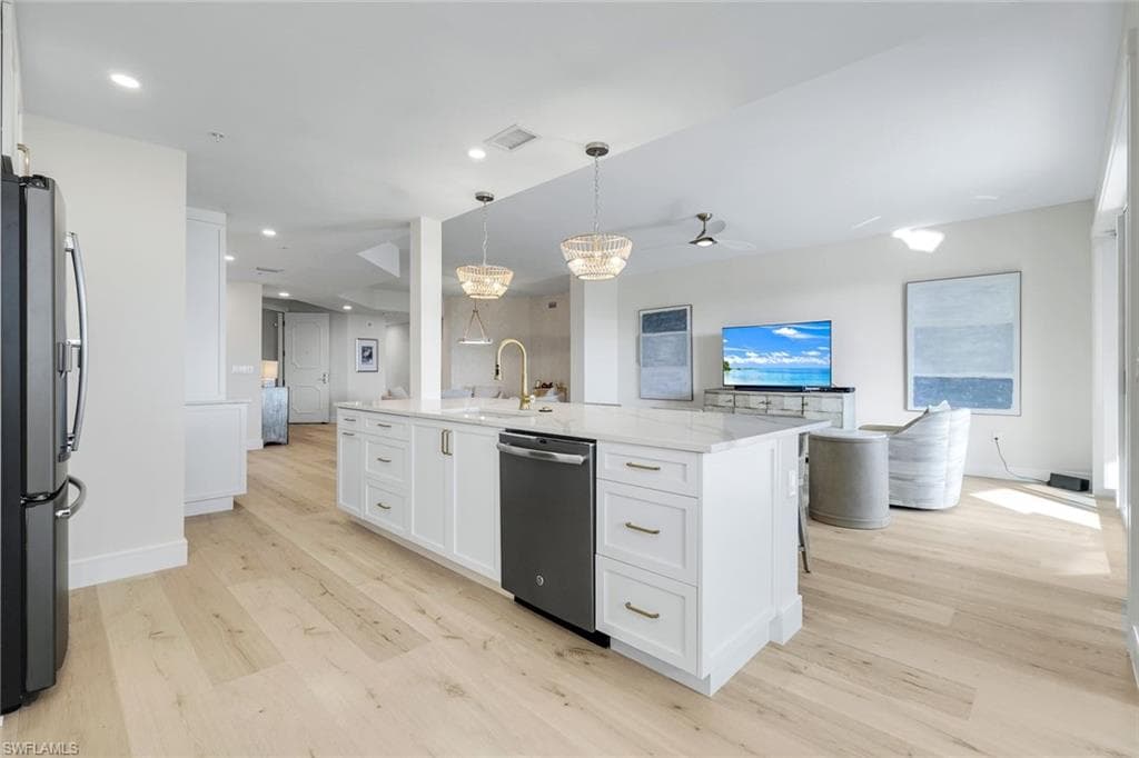 6021 Silver King BLVD # 203, CAPE CORAL FL 33914-14