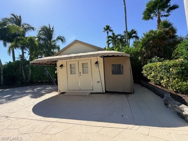 4677 Southern Breeze DR, NAPLES FL 34114-3