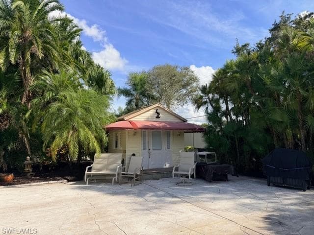 4604 Southern Breeze DR, NAPLES FL 34114-2