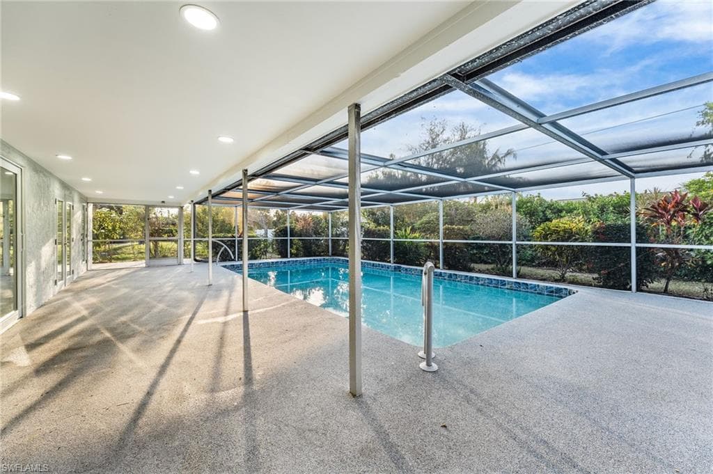 12860 Iona RD, FORT MYERS FL 33908-8