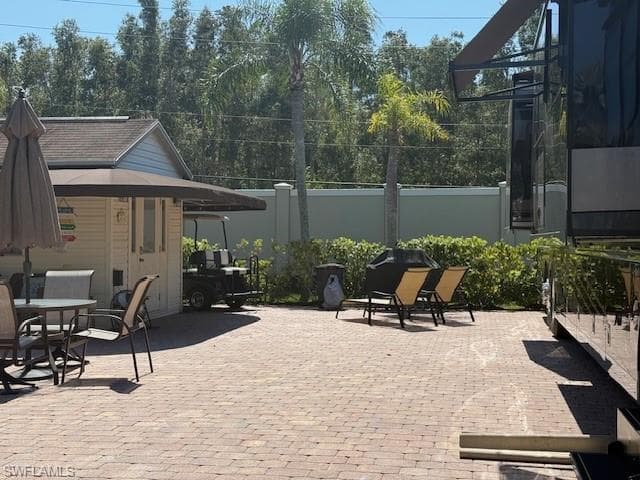 4572 Southern Breeze DR, NAPLES FL 34114-7