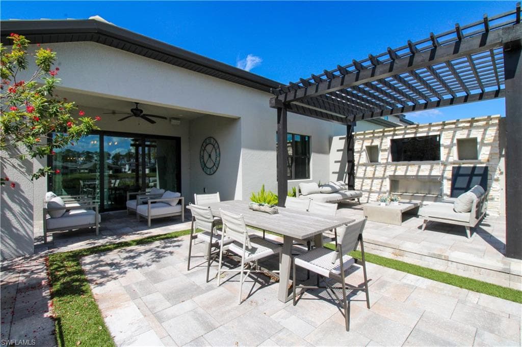 14723 Kingfisher LOOP, NAPLES FL 34120-5