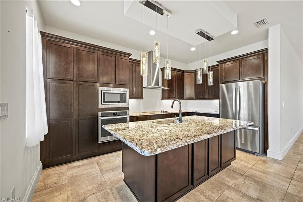 21460 Strada Nuova CIR # B307, ESTERO FL 33928-9