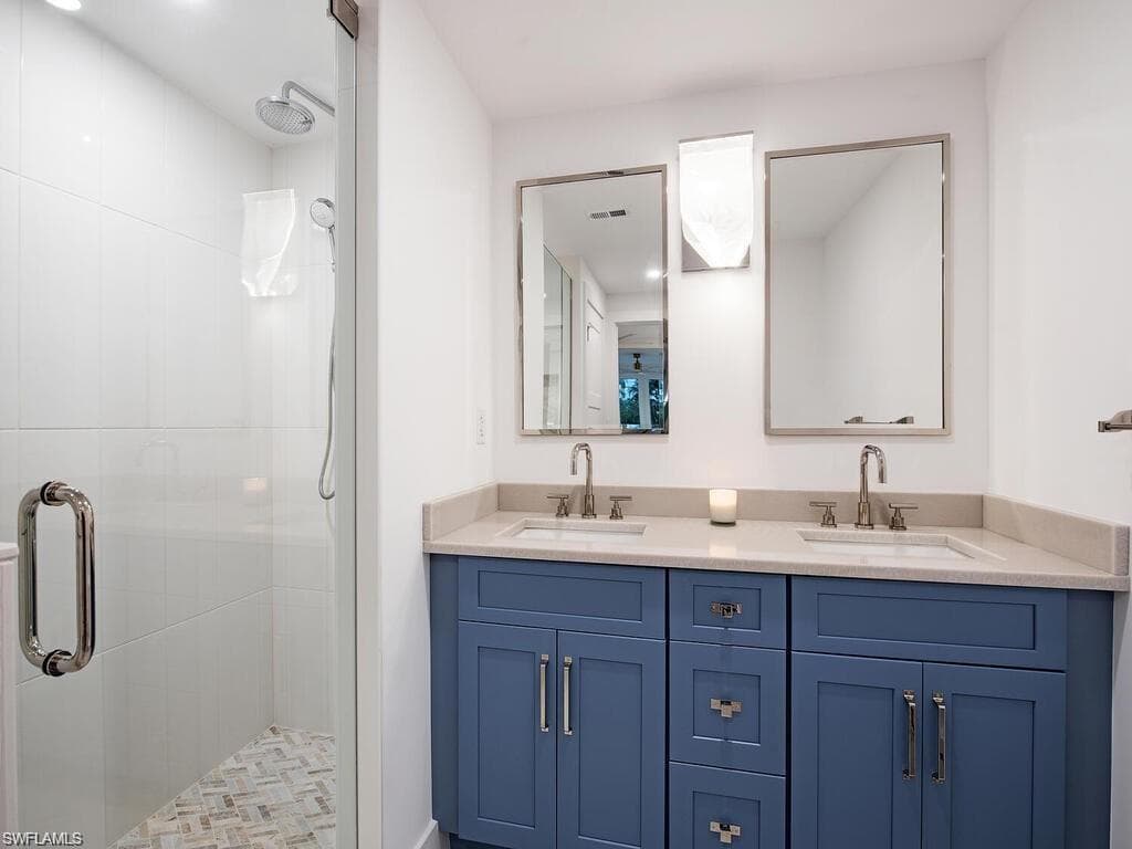 400 Park Shore DR # 102, NAPLES FL 34103-11
