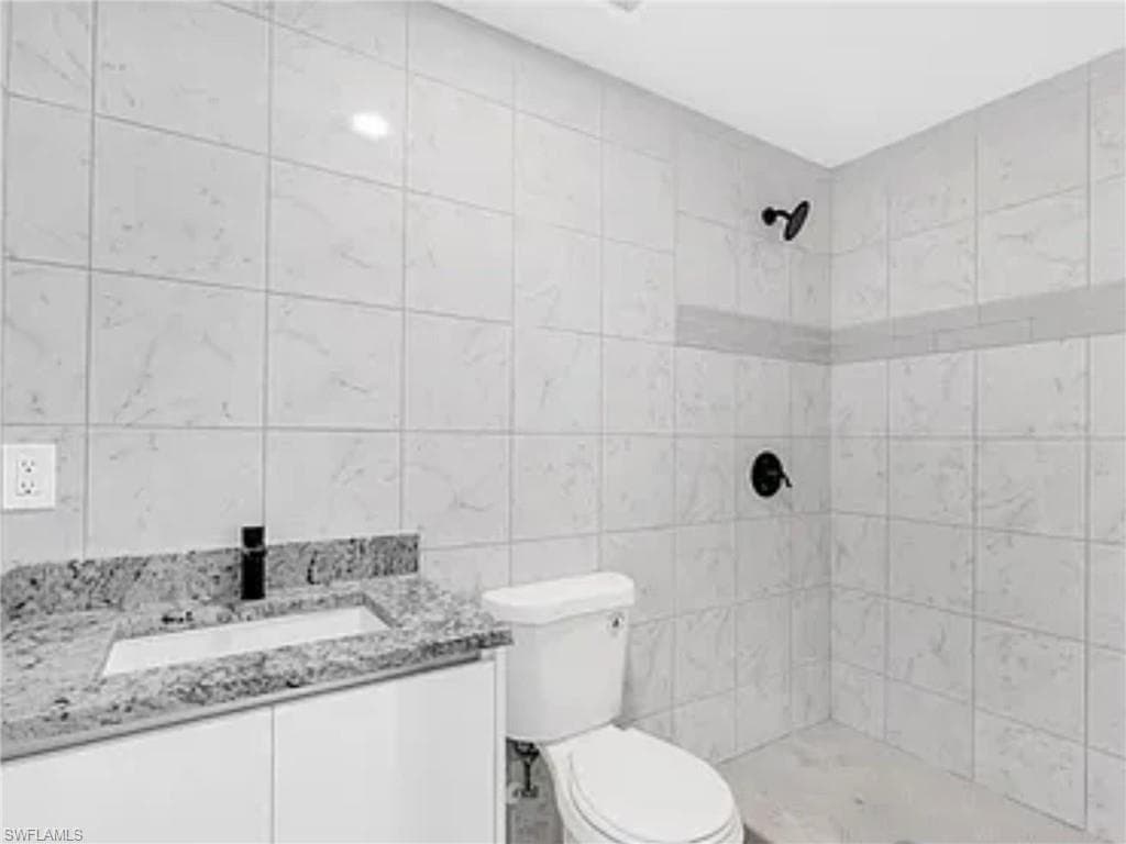 3120 Peters AVE, NAPLES FL 34112-5