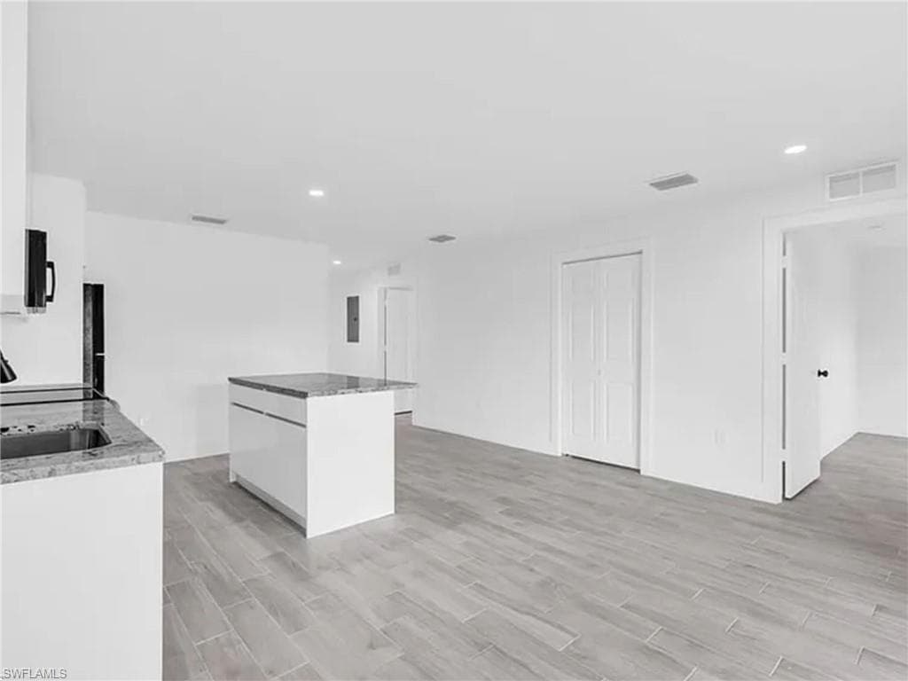 3120 Peters AVE, NAPLES FL 34112-3