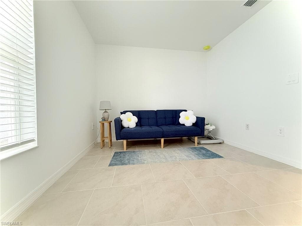 4110 Etna CT, NORTH FORT MYERS FL 33917-11