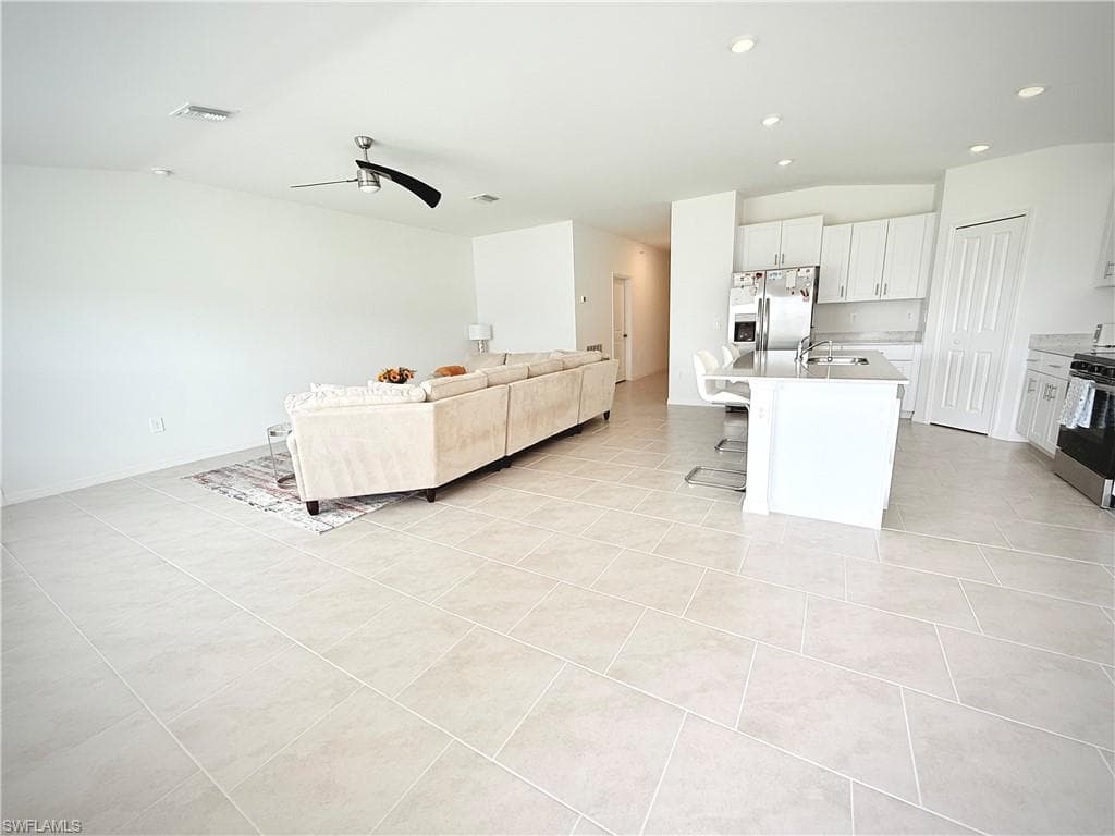 4110 Etna CT, NORTH FORT MYERS FL 33917-2