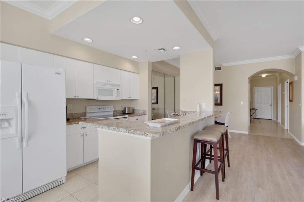 8680 Cedar Hammock CIR 122-5