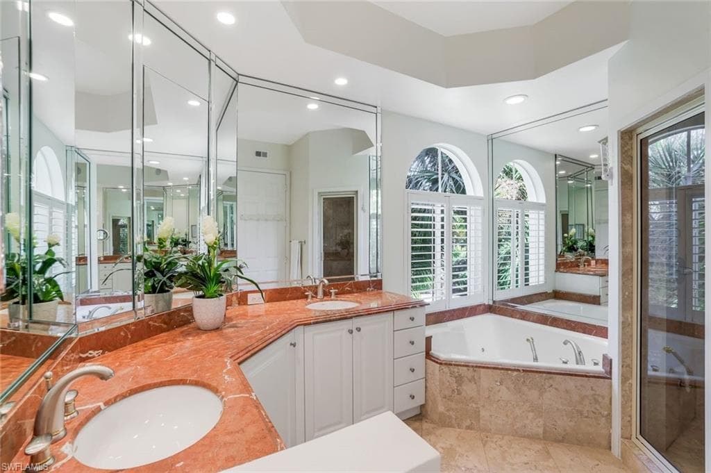 1560 Clermont DR D-201-10