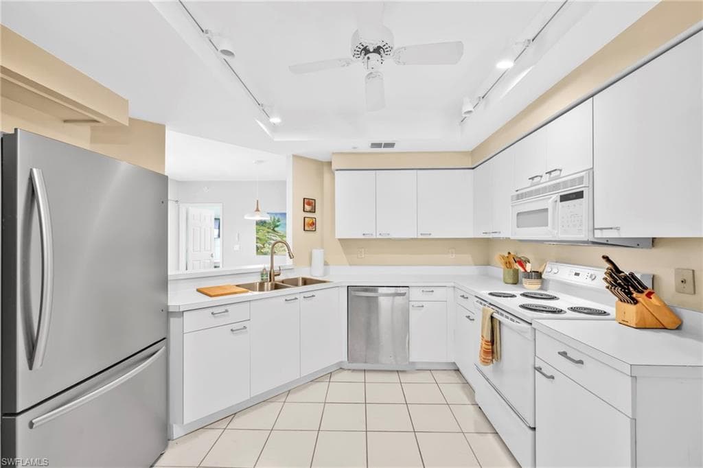 2864 Mizzen Way # Y106, NAPLES FL 34109-13