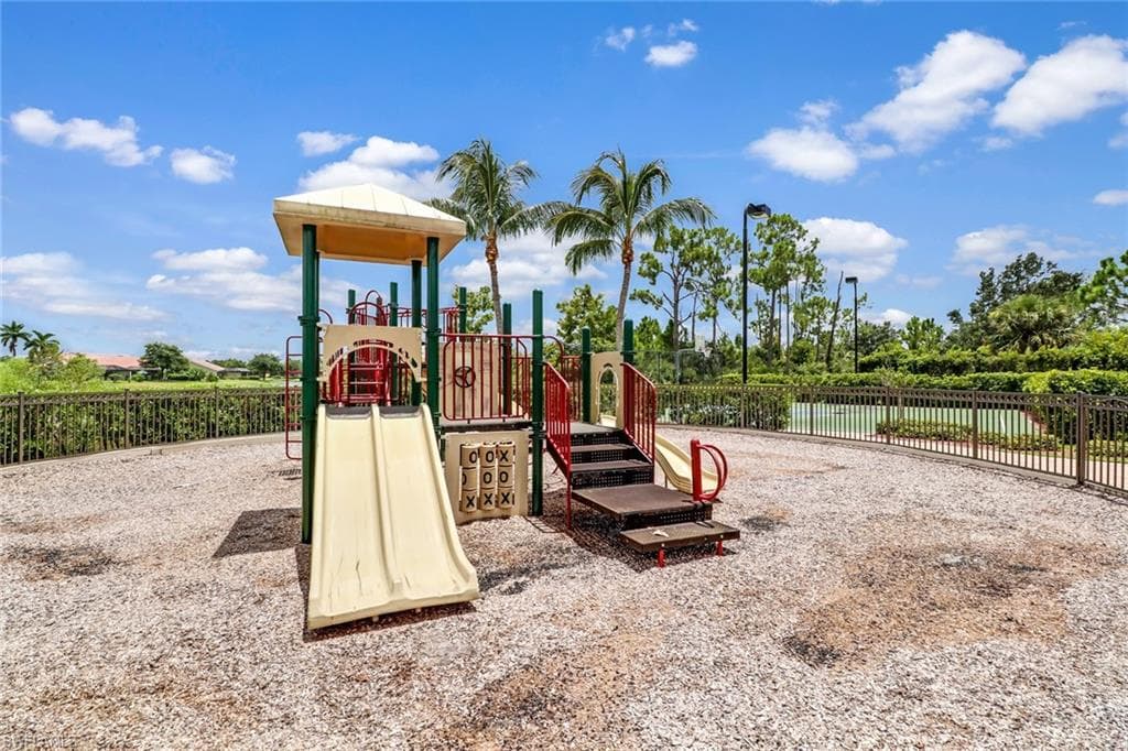 15154 Cortona WAY, NAPLES FL 34120-39