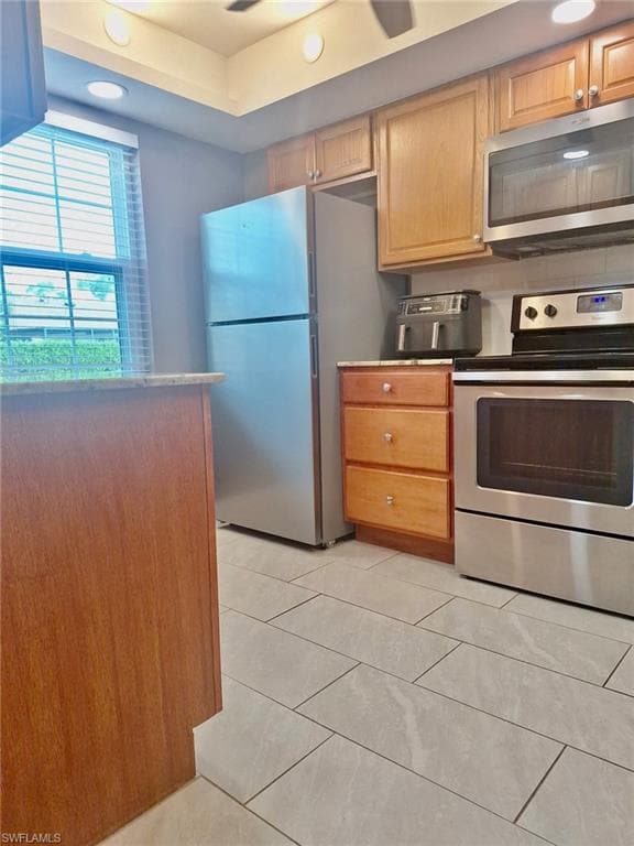 7104 Nantucket CIR 2-5