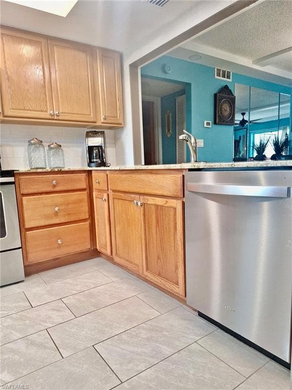 7104 Nantucket CIR 2-4
